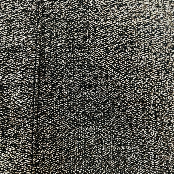 F21 Gold & Black Glittering Metallic Shorts - Picture 3 of 9